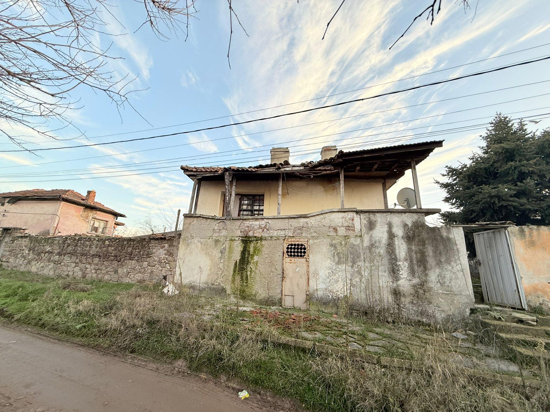 ЕКСКЛУЗИВНО! Къща за продажба - село Дълбок Извор