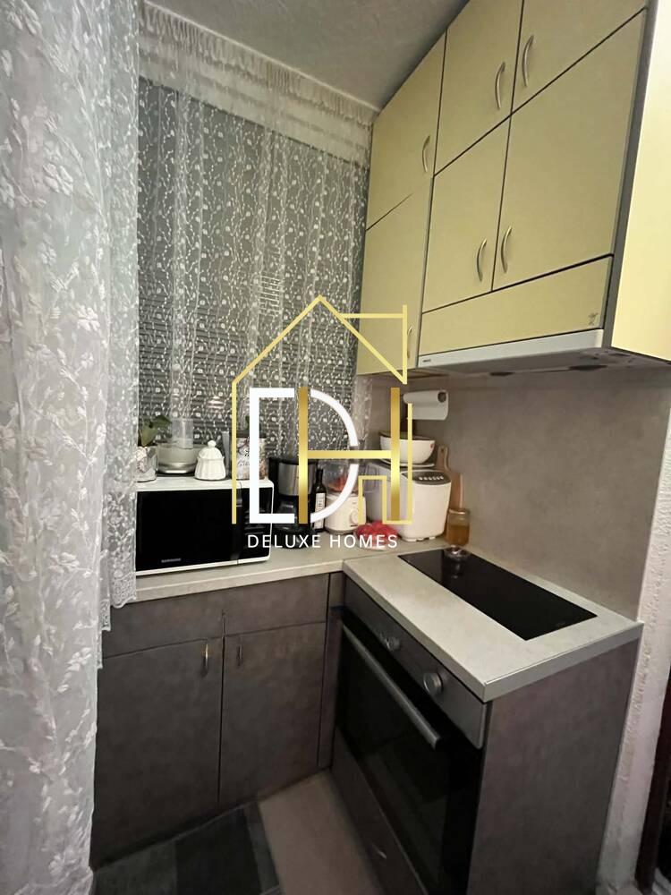 Тристаен обзаведен апартамент - кв. Тракия 3
