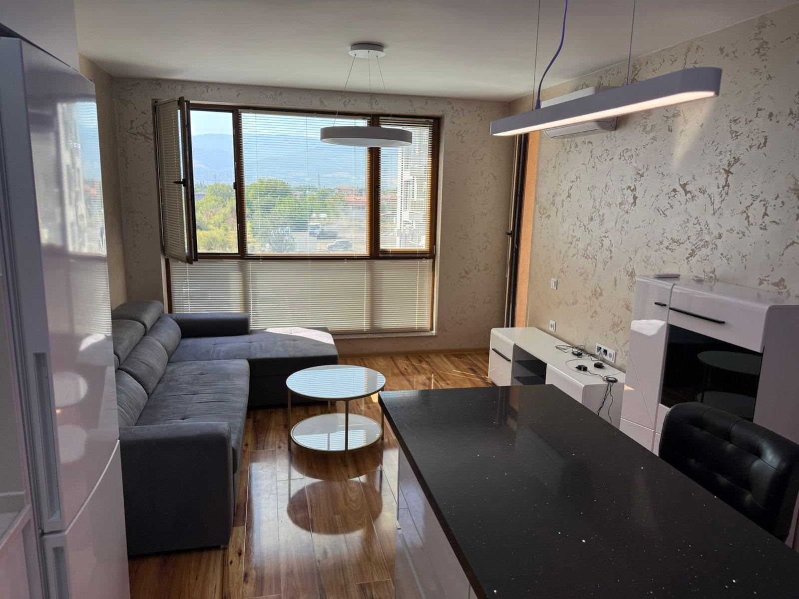 Двустаен ОБЗАВЕДЕН апартамент - кв. Беломорски