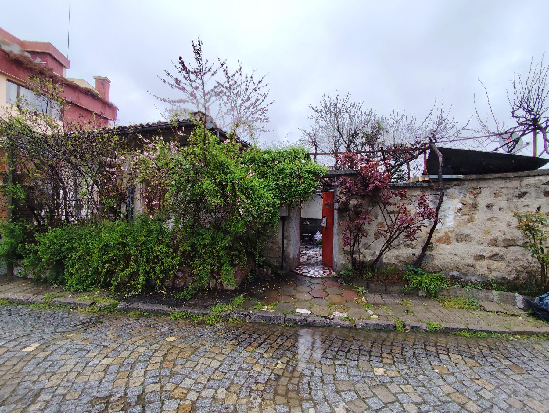 Къща за продажба! Център - град Пловдив