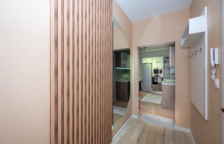 Двустаен обзаведен в БУТКОВ КОМПЛЕКС - кв. Остромила 3