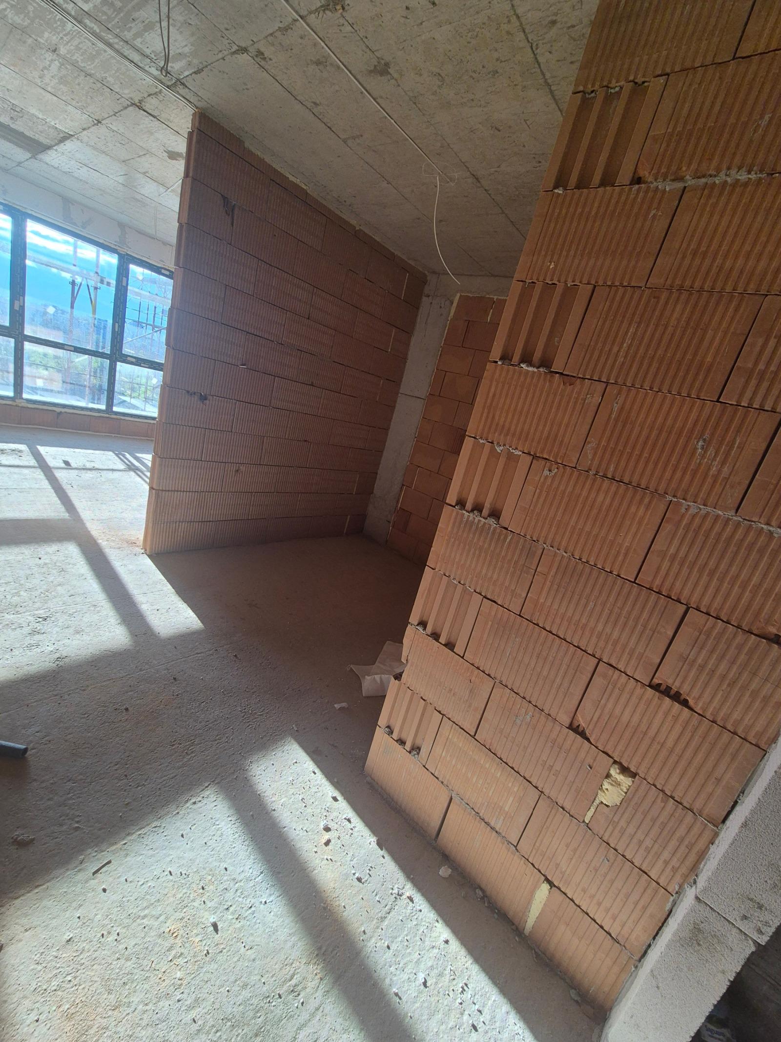 Тристаен в НОВА СГРАДА - АКТ 14 | кв. Тракия 3