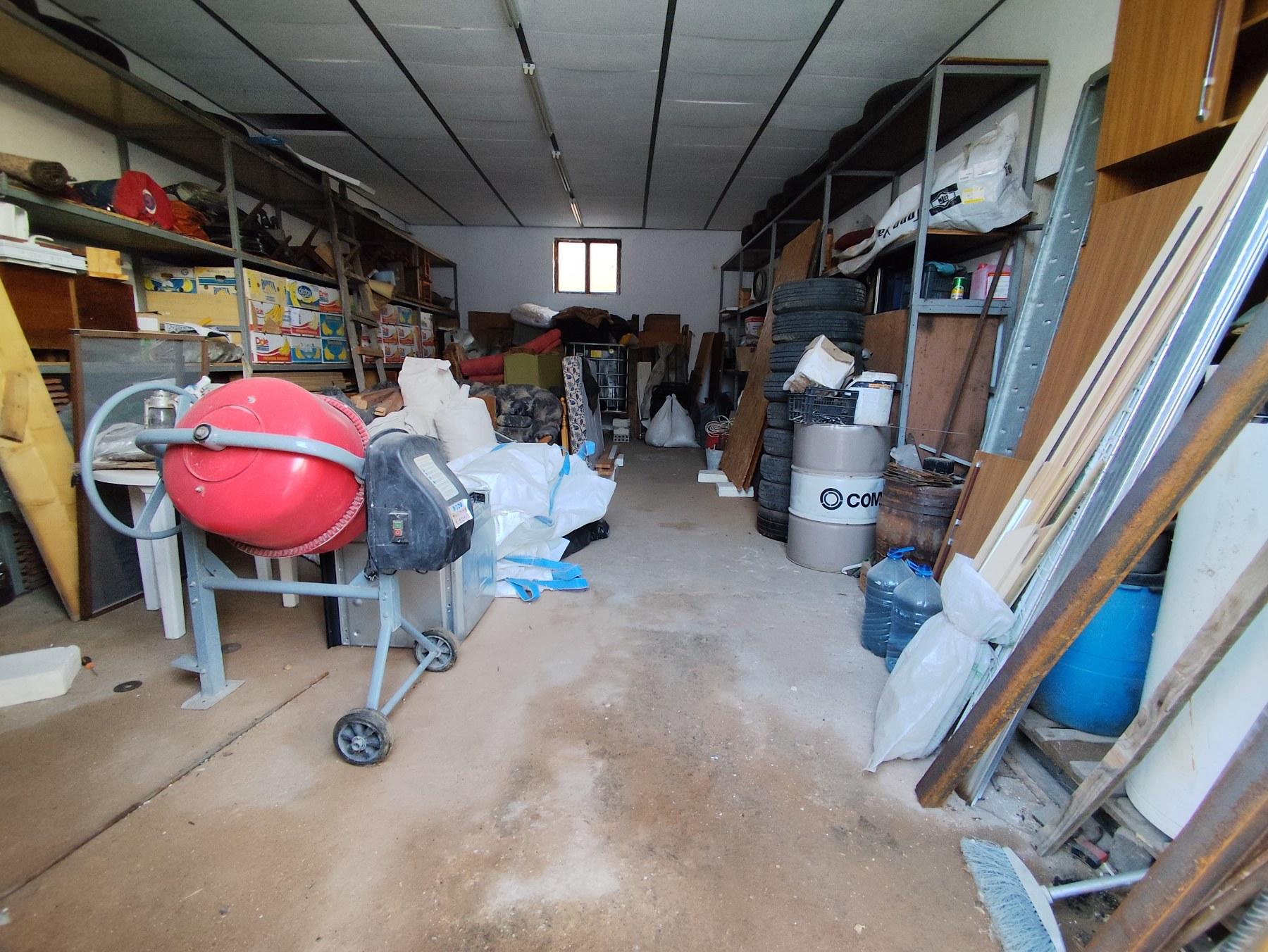 Промишлен имот подходящ за СКЛАД - Асеновград 3