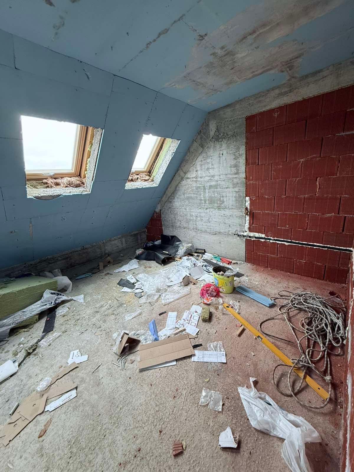 Тристаен апартамент НОВА СГРАДА - кв. КОМАТЕВО 3