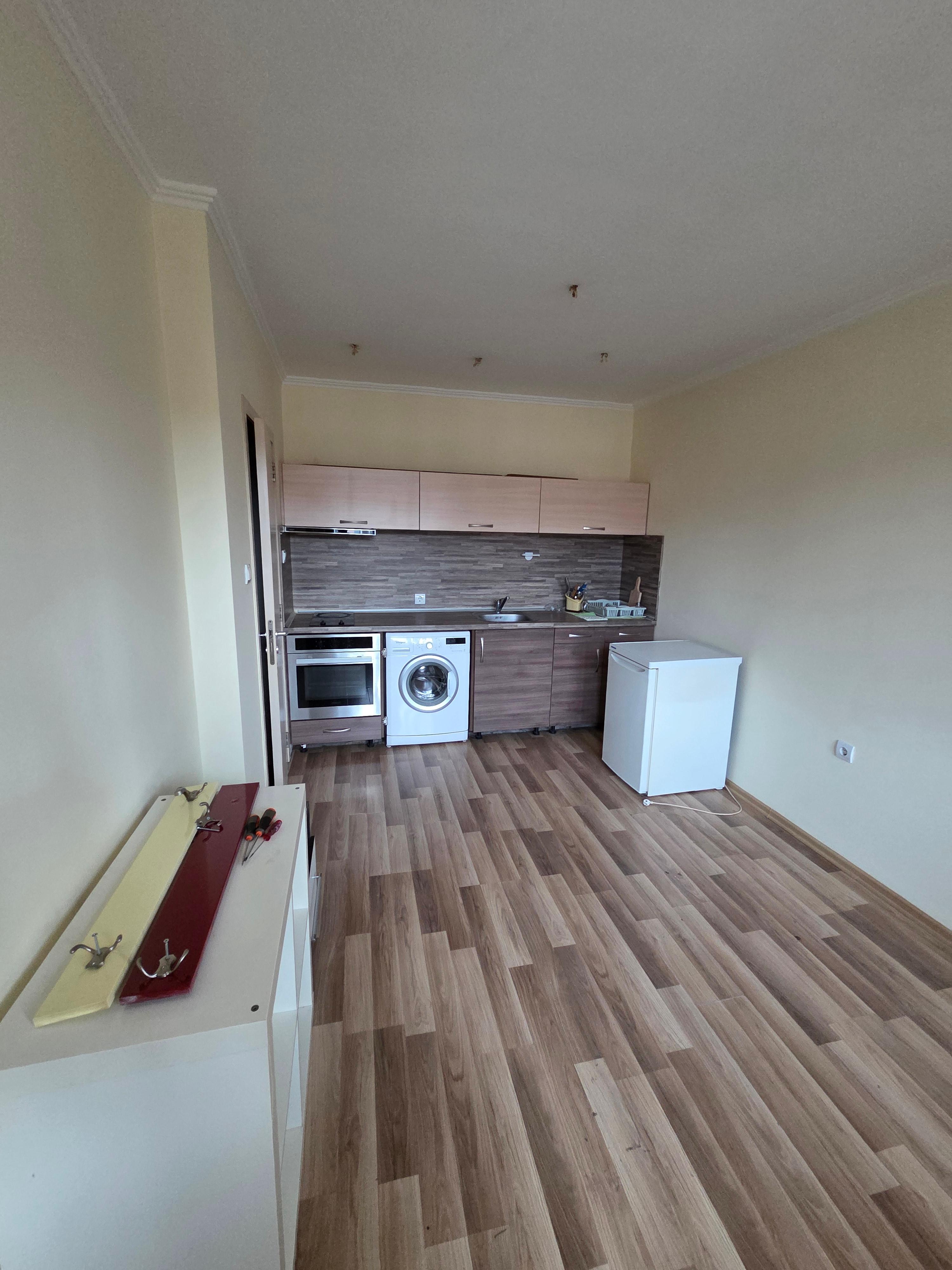 Двустаен обзаведен апартамент - ”Център” град Пловдив 