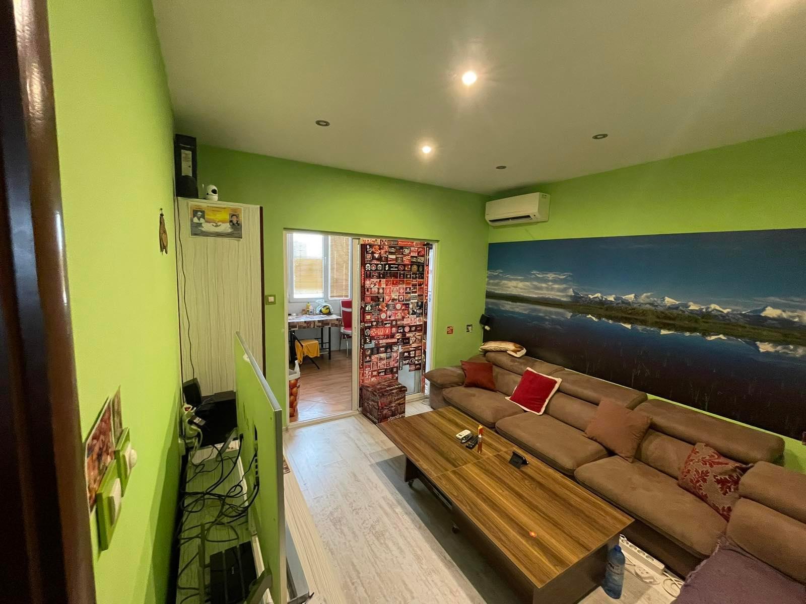 Тристаен обзаведен апартамент - кв. Кършияка 