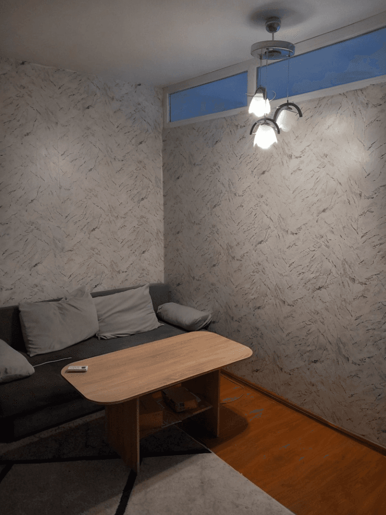 Двустаен апартамент - кв. Кючук Париж  2