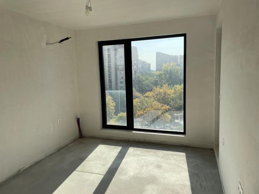 С АКТ 16! Двустаен апартамент - кв. Тракия 2