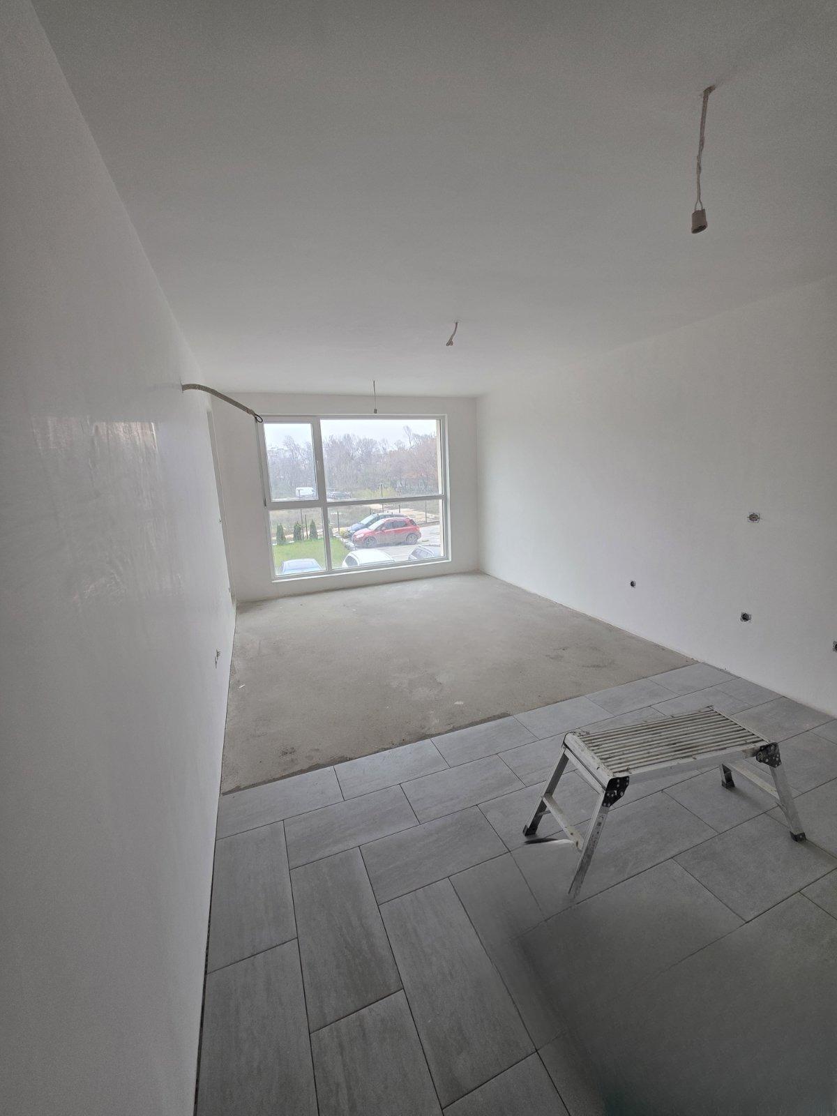 Двустаен апартамент с АКТ 16 - Южен