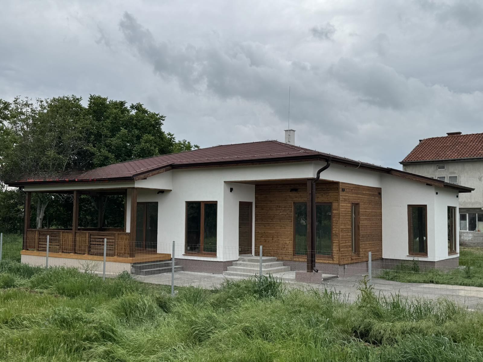  НОВА Къща - село Цалапица