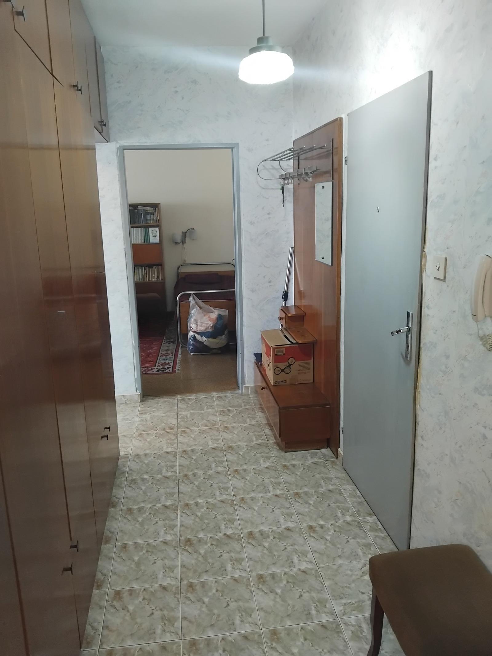 Тристаен апартамент - кв. Кършияка 2