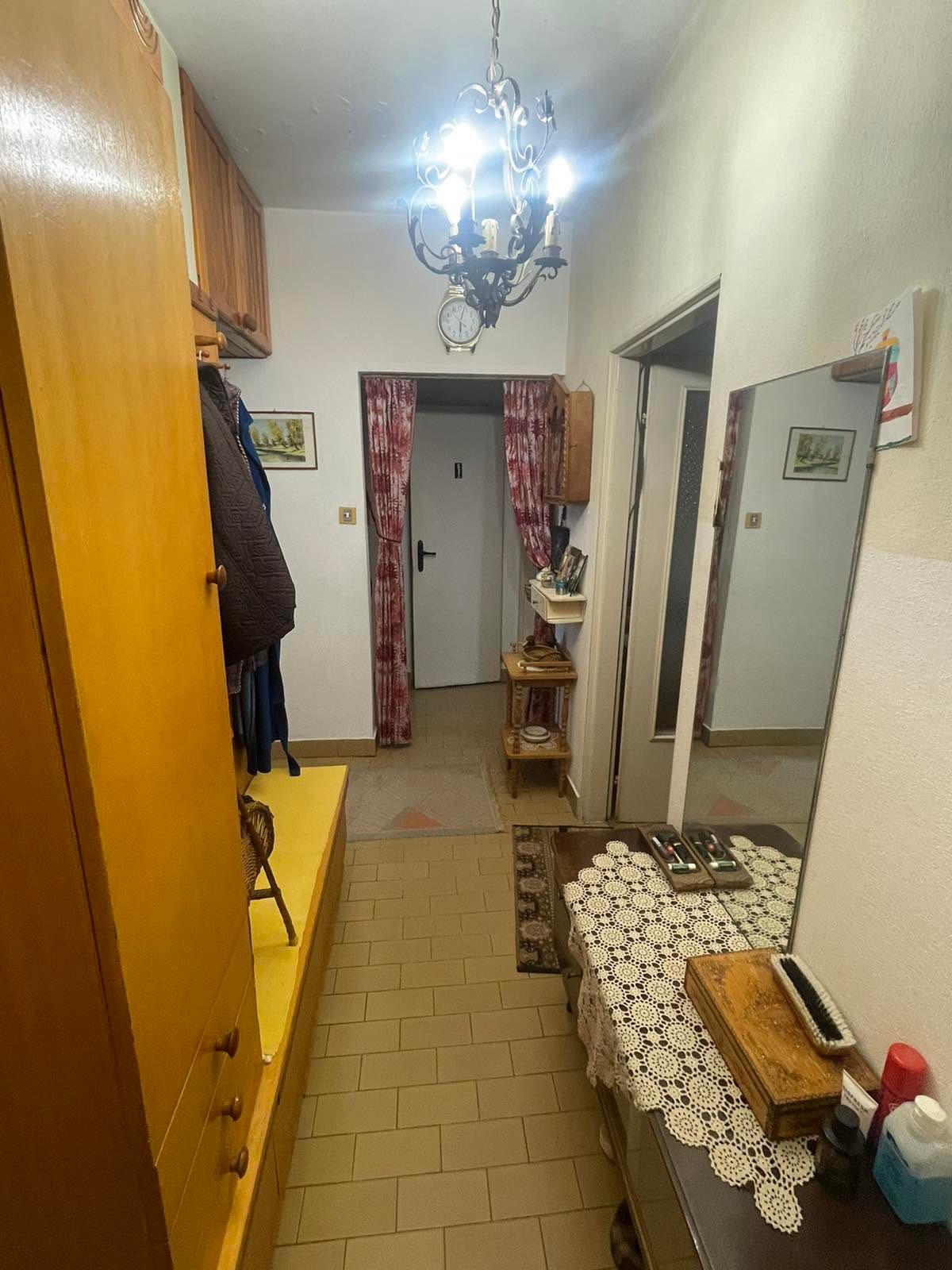 Тристаен апартамент кв. Изгрев