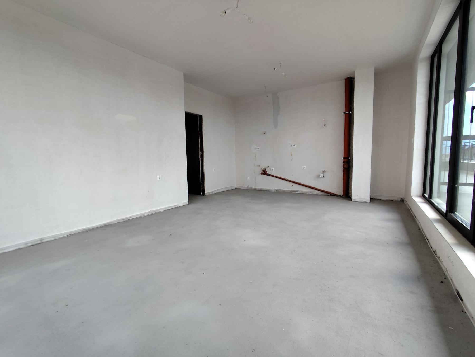 Тристаен апартамент с АКТ 16 - кв. Тракия 2