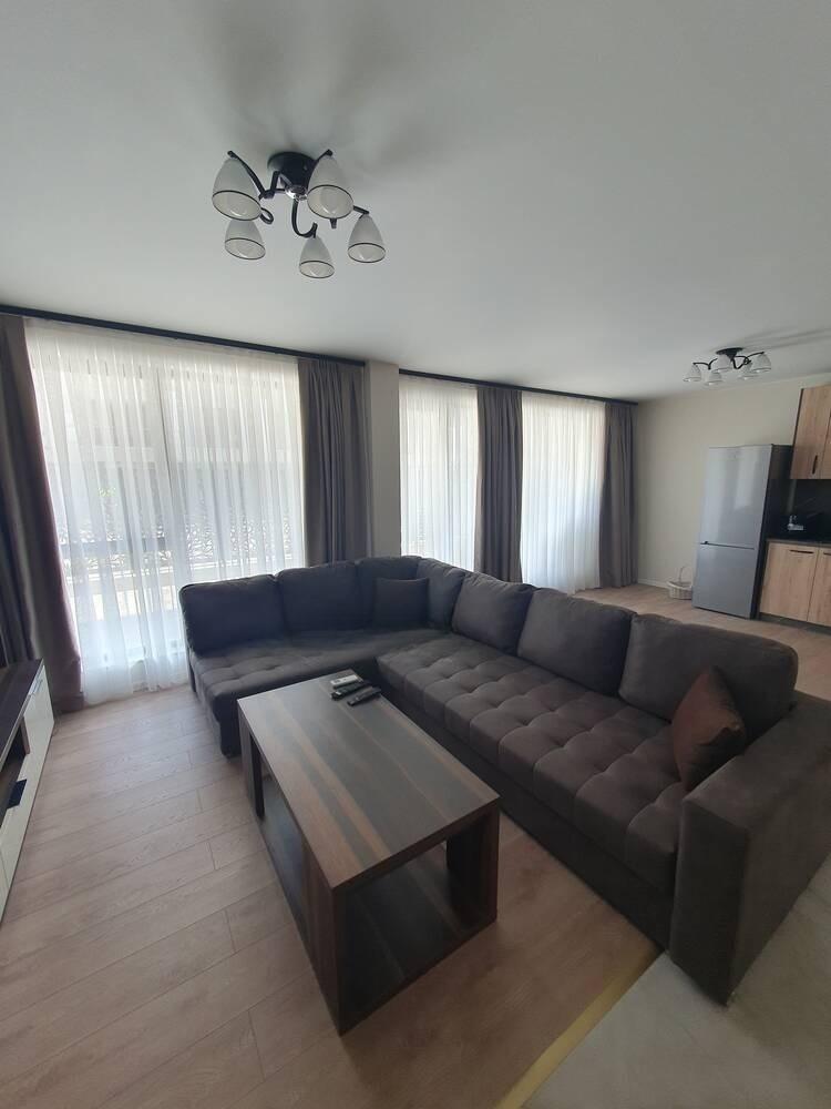 Двустаен обзаведен апартамент кв. Западен 2