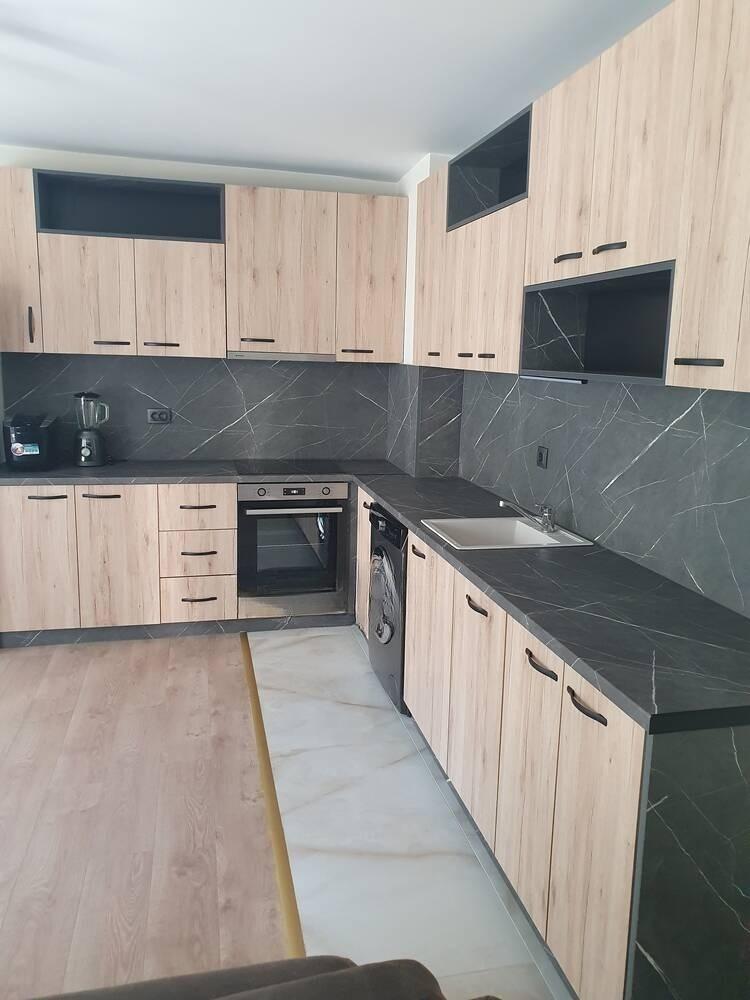 Двустаен обзаведен апартамент кв. Западен 3