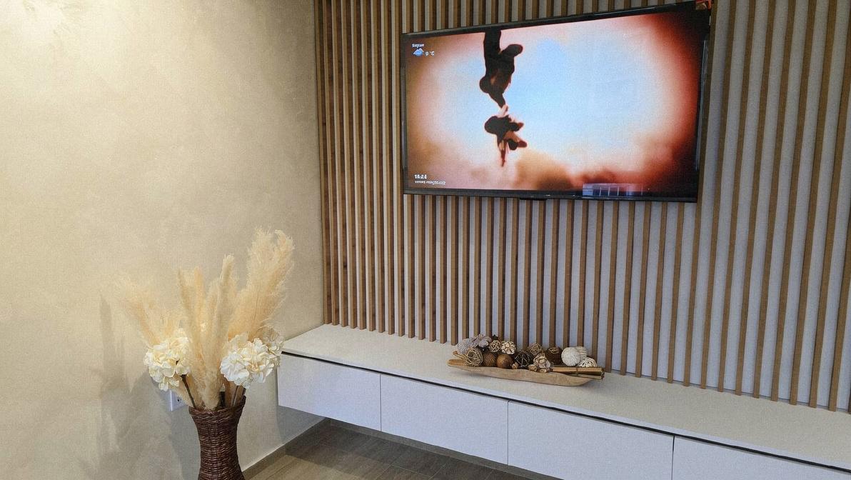 Двустаен обзаведен апартамент - кв. Тракия 3