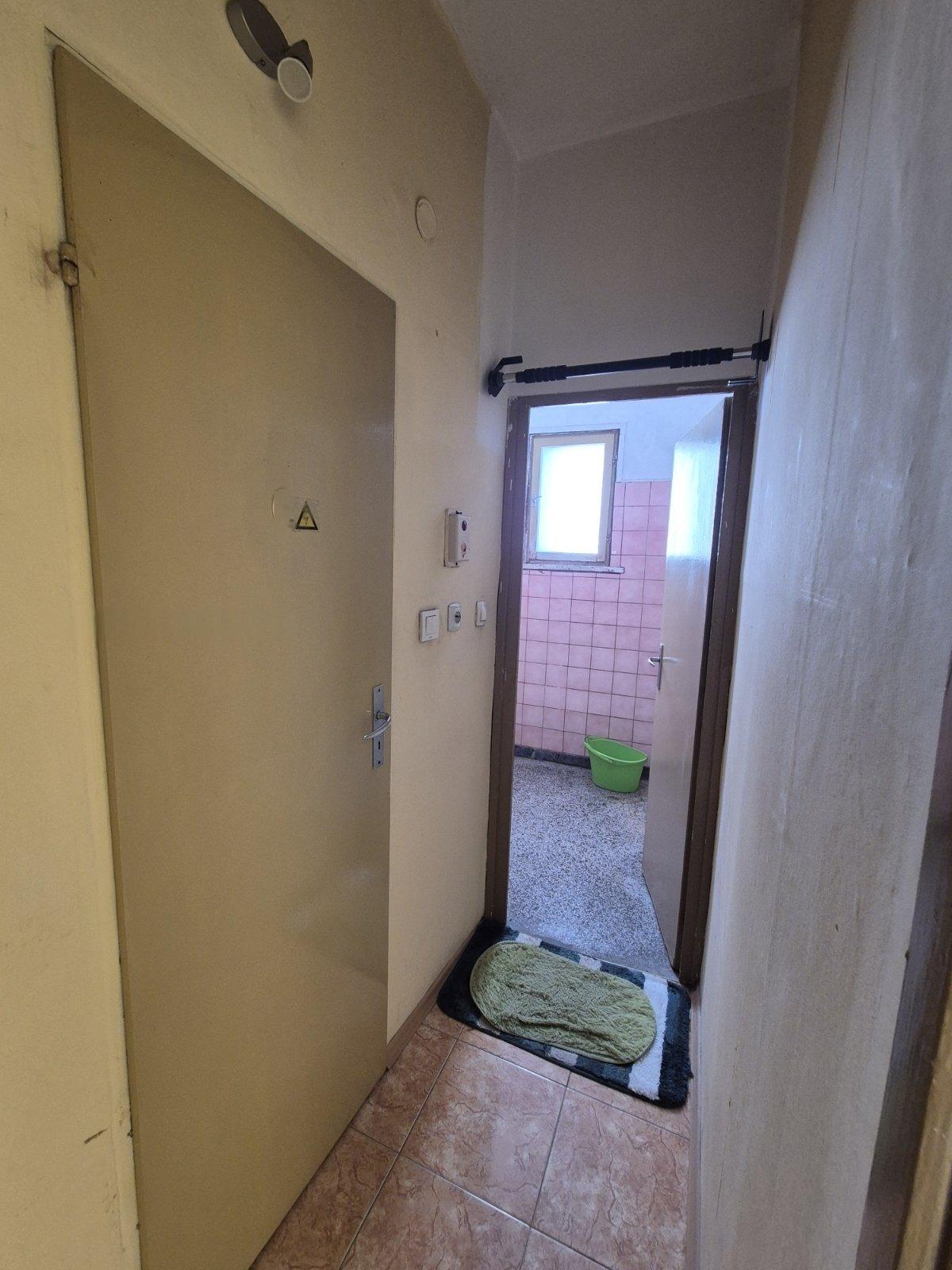 Четиристаен апартамент - 	Коматево 3