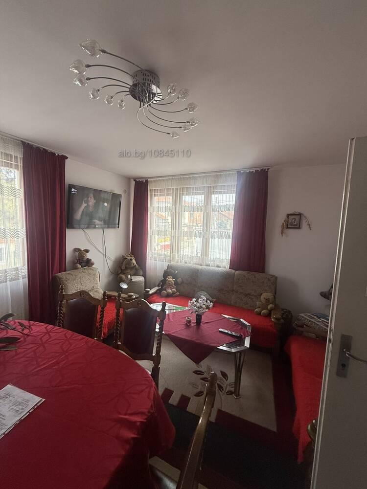 Къща за продажба! Село Брестовица 2