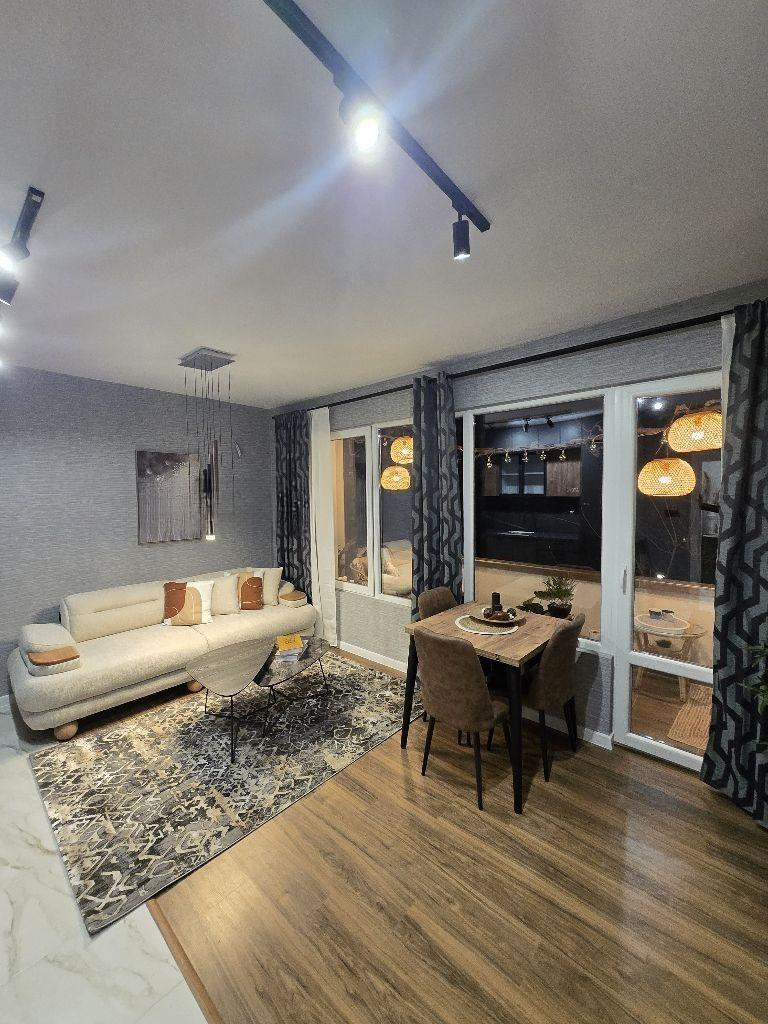 Тристаен обзаведен апартамент - кв. Гагарин 3