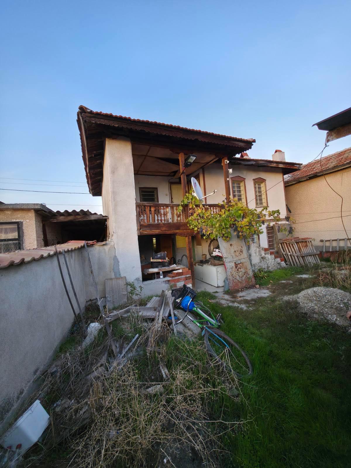 Ексклузивно! Къща в село Дълбок Извор, община Първомай 2