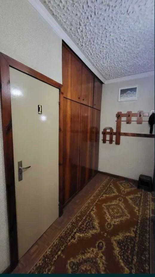 Тристаен апартамент - кв. Тракия 3