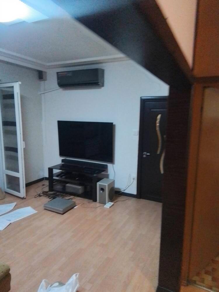 Тристаен обзаведен апартамент - кв. Кючук Париж 2