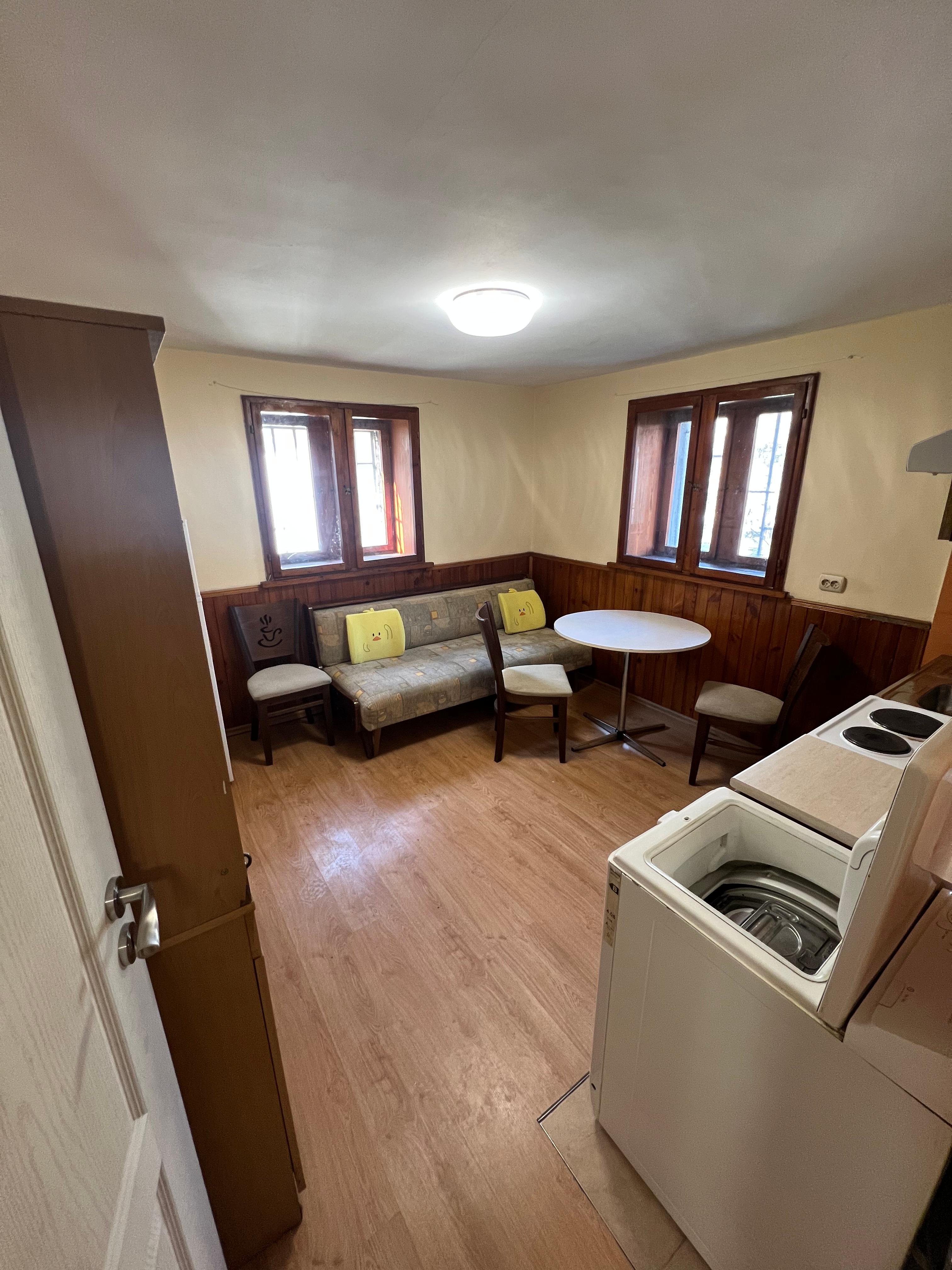 Тристаен обзаведен апартамент - Каменица 2